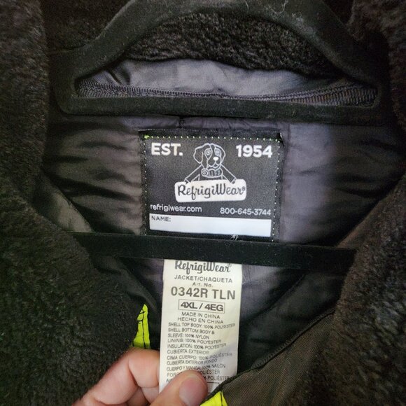 RefrigiWear Mens 4XL High-Visibility Insulated Safety Jacket W/ Reflective Strip - Picture 4 of 4